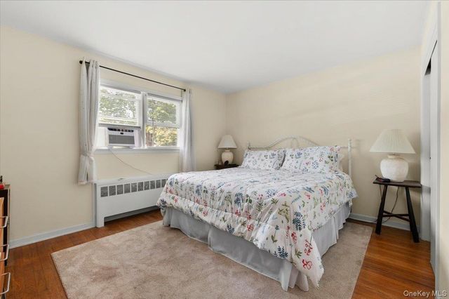 101 Lake Avenue, Saint James, NY 11780