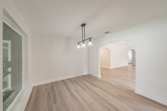 1946 Chesham Drive, Carrollton, TX 75007