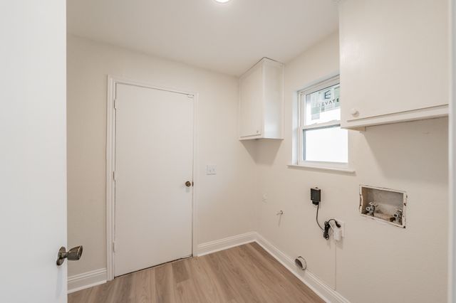 1946 Chesham Drive, Carrollton, TX 75007