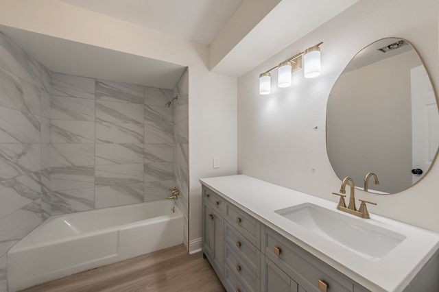 1946 Chesham Drive, Carrollton, TX 75007