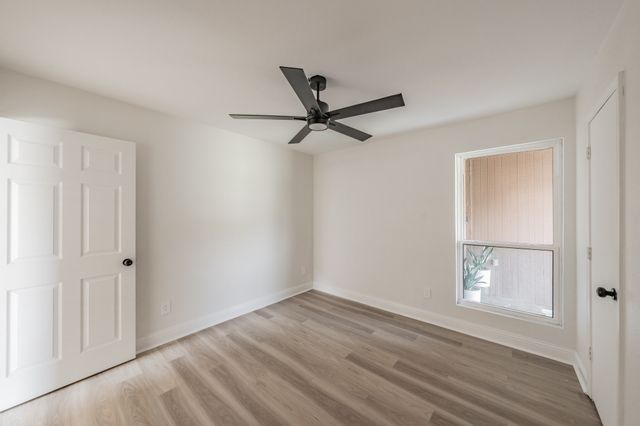 1946 Chesham Drive, Carrollton, TX 75007