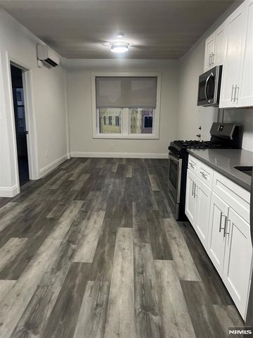 104 Park Avenue, Rutherford, NJ 07070