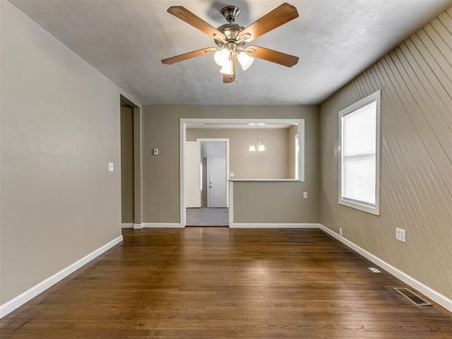 508 W Lockheed Drive, Midwest City, OK 73110