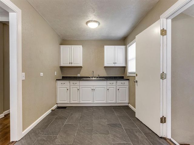 508 W Lockheed Drive, Midwest City, OK 73110