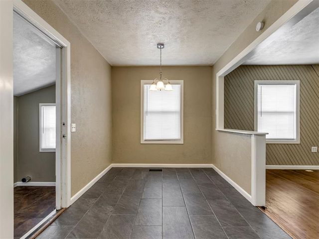 508 W Lockheed Drive, Midwest City, OK 73110