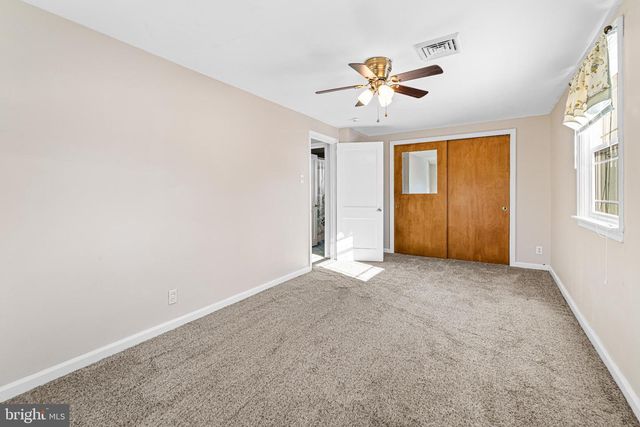 2009 PARKVIEW AVE, Abington, PA 19001