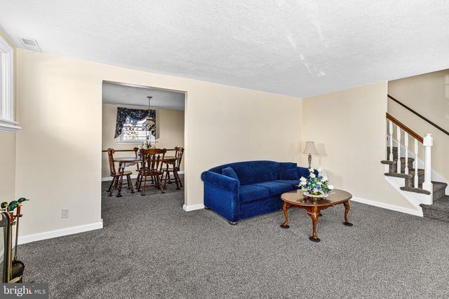 2009 PARKVIEW AVE, Abington, PA 19001