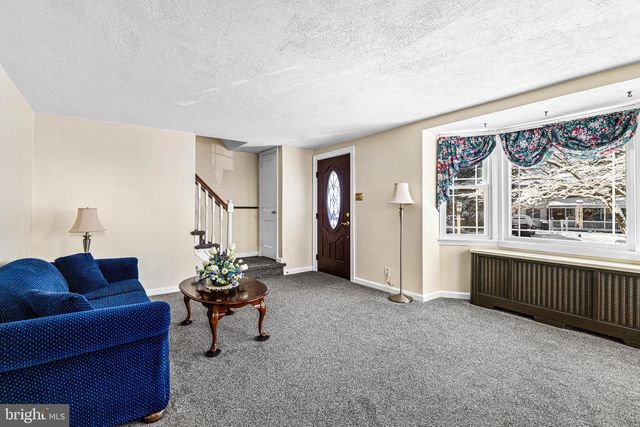 2009 PARKVIEW AVE, Abington, PA 19001