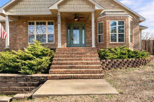 6516 Masters Place, Van Buren, AR 72956