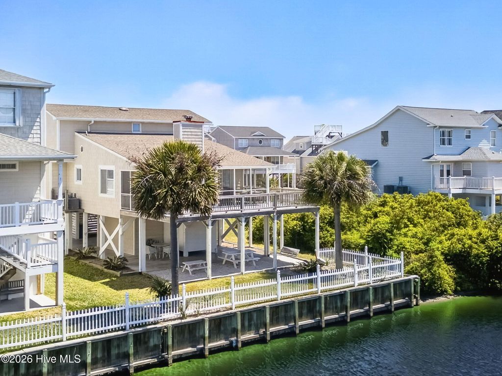 9 Asheville Street, Ocean Isle Beach, NC 28469