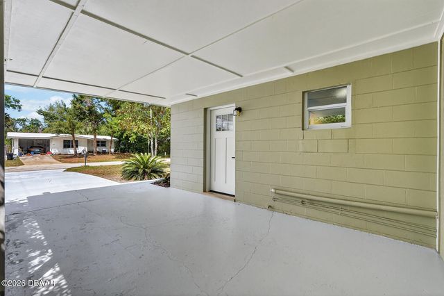 553 Calhoun Street, South Daytona, FL 32119