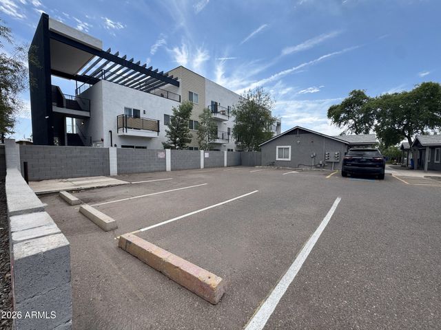 1445 E TAYLOR Street 2, Phoenix, AZ 85006