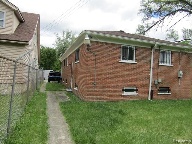 14939 S Cruse Street, Detroit, MI 48227