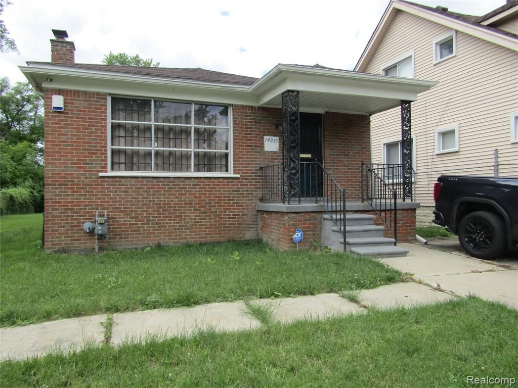 14939 S Cruse Street, Detroit, MI 48227