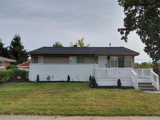 2106 Chevrolet Street, Ypsilanti, MI 48198