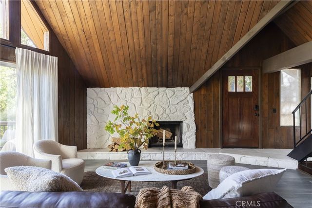572 Brentwood, Lake Arrowhead, CA 92352