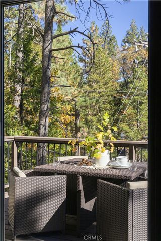 572 Brentwood, Lake Arrowhead, CA 92352