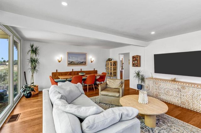 1305 Bakersfield, Lemon Grove, CA 91945
