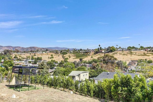 1305 Bakersfield, Lemon Grove, CA 91945