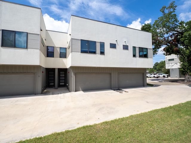 6409 Berkman DR 4, Austin, TX 78723