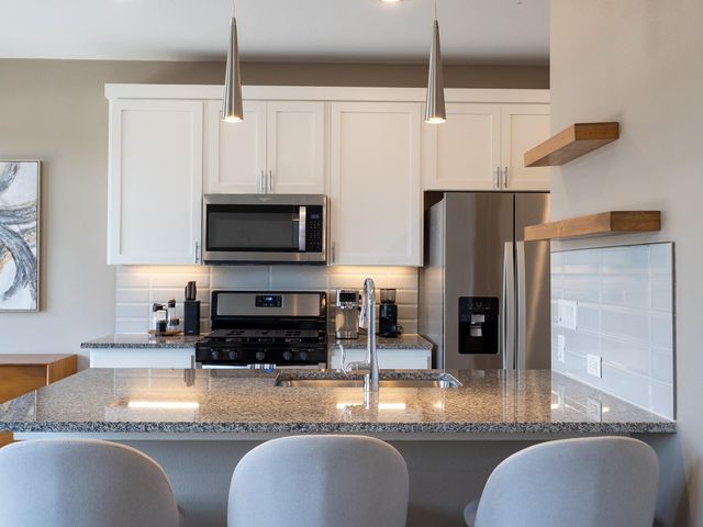 6409 Berkman DR 4, Austin, TX 78723