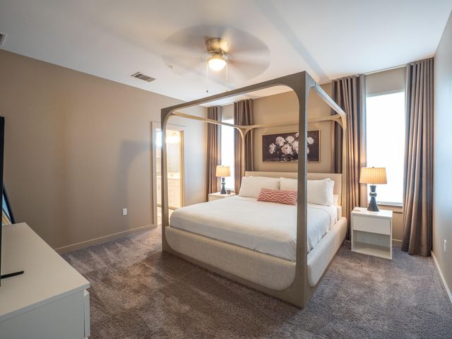 6409 Berkman DR 4, Austin, TX 78723