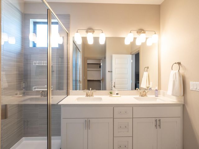 6409 Berkman DR 4, Austin, TX 78723