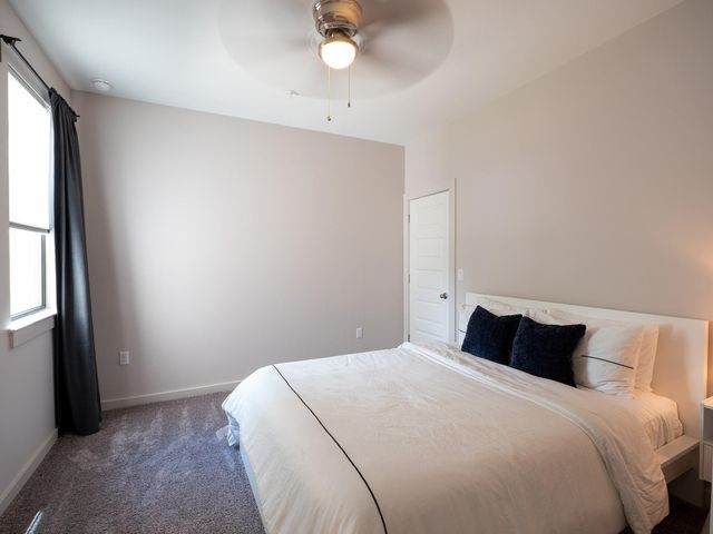 6409 Berkman DR 4, Austin, TX 78723