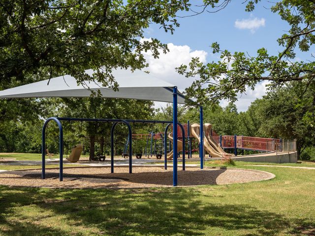 6409 Berkman DR 4, Austin, TX 78723