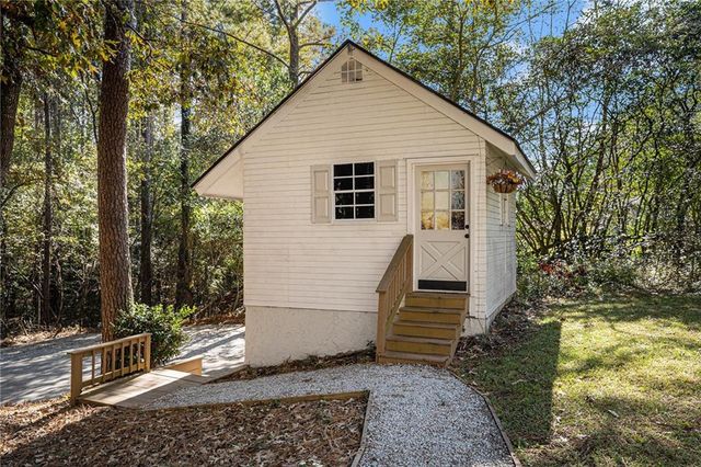 4275 Troupe Smith SE Road, Conyers, GA 30094