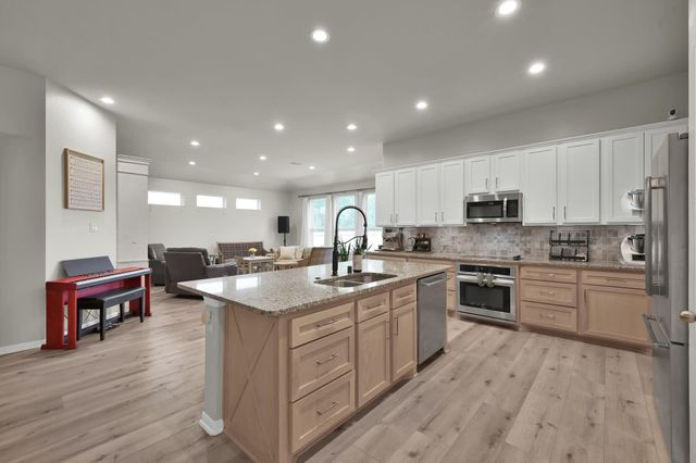 9203 White Tail Drive, Conroe, TX 77303