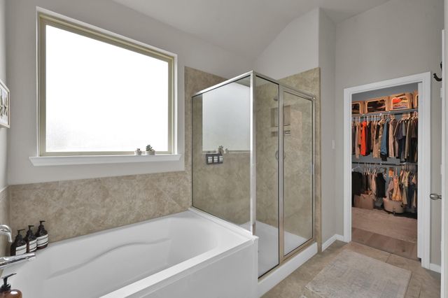 9203 White Tail Drive, Conroe, TX 77303