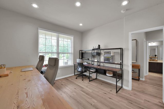 9203 White Tail Drive, Conroe, TX 77303