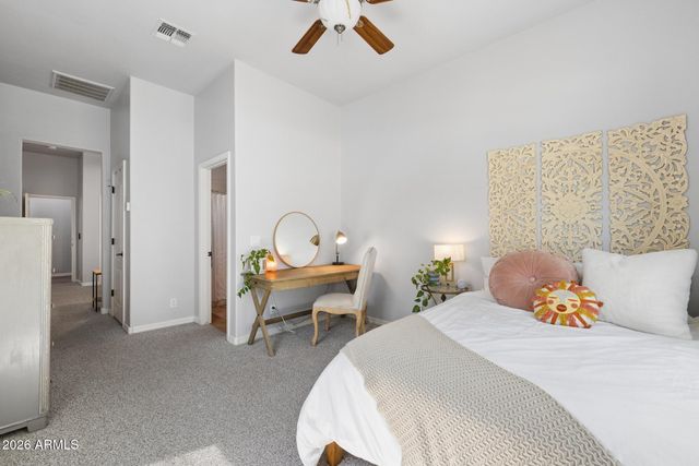 2989 E COMSTOCK Drive, Gilbert, AZ 85296
