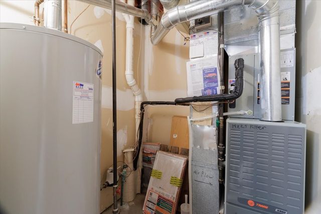 2217 Grand Avenue 2, West Des Moines, IA 50265