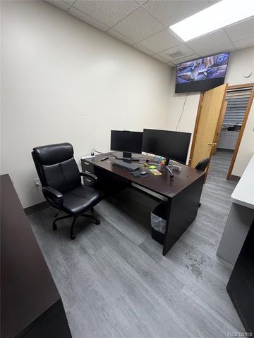 15544 Michigan Avenue, Dearborn, MI 48126