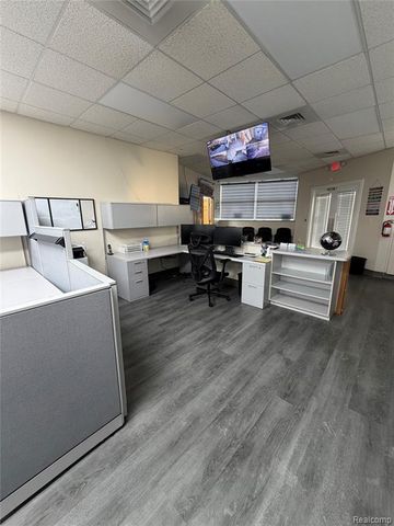 15544 Michigan Avenue, Dearborn, MI 48126