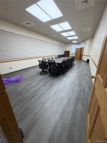 15544 Michigan Avenue, Dearborn, MI 48126