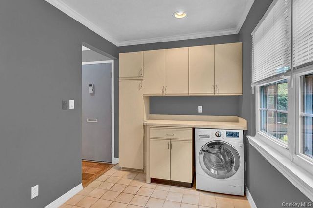 311 Mariners Way, Copiague, NY 11726