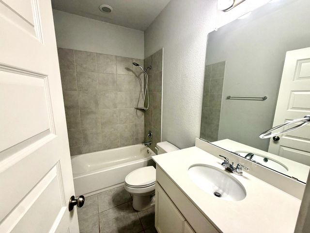 312 Ancellotta WAY, Leander, TX 78641