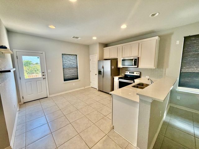 312 Ancellotta WAY, Leander, TX 78641
