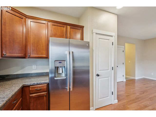 1200 Se REGAN HILL Loop Se, Estacada, OR 97023