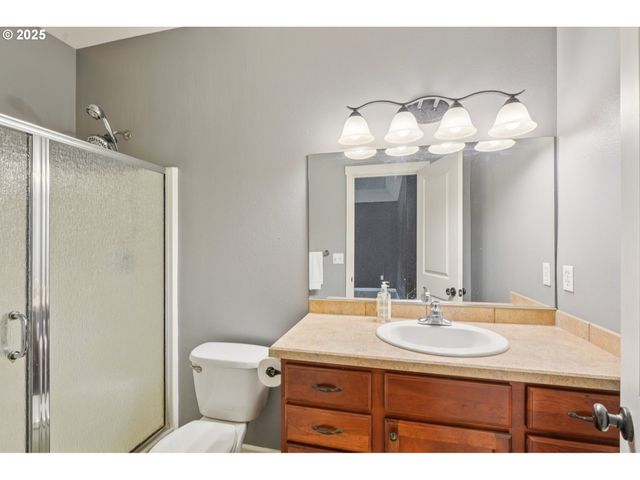 1200 Se REGAN HILL Loop Se, Estacada, OR 97023