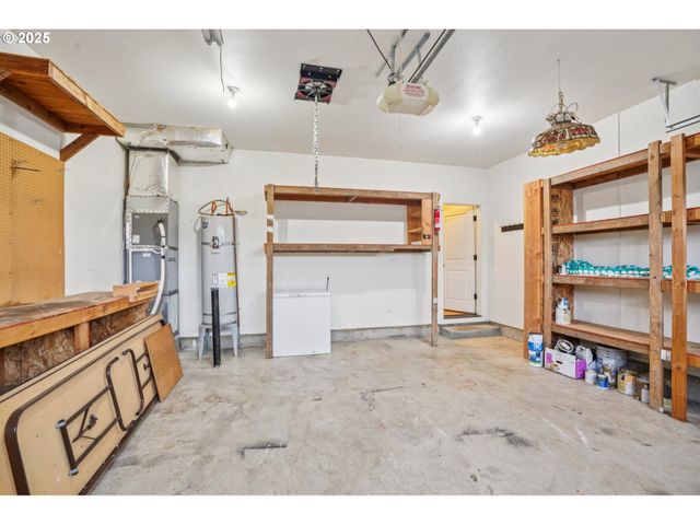 1200 Se REGAN HILL Loop Se, Estacada, OR 97023