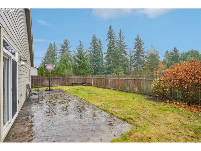 1200 Se REGAN HILL Loop Se, Estacada, OR 97023