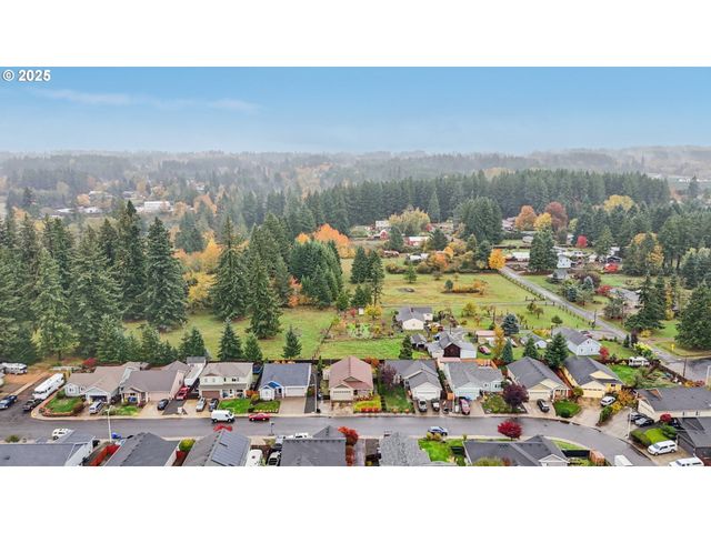 1200 Se REGAN HILL Loop Se, Estacada, OR 97023