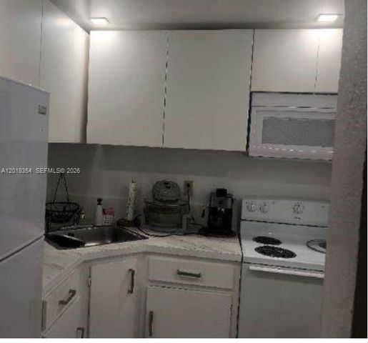 801 NW 47th Ave 916W, Miami, FL 33126