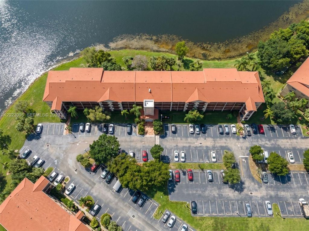 13705 SW 12th Street 102B, Pembroke Pines, FL 33027
