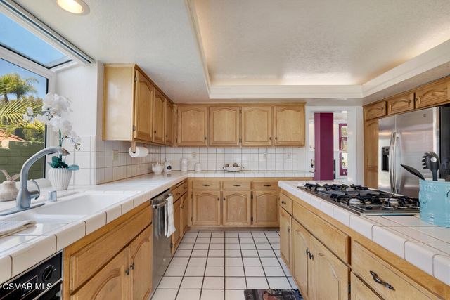5339 Seneca Place, Simi Valley, CA 93063