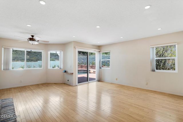 5339 Seneca Place, Simi Valley, CA 93063